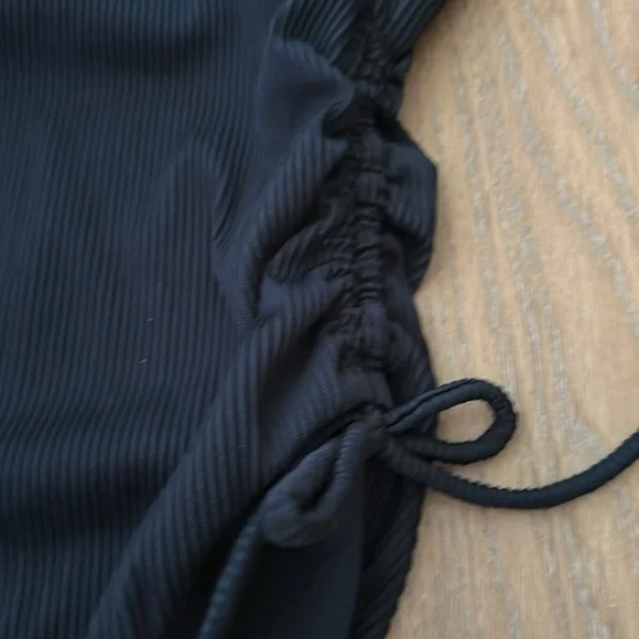 PUMA Black ribbed one piece swimsuit - Picture 3 of 6